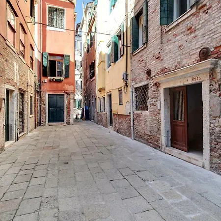 Palazzo Preziosa Apartment Venice